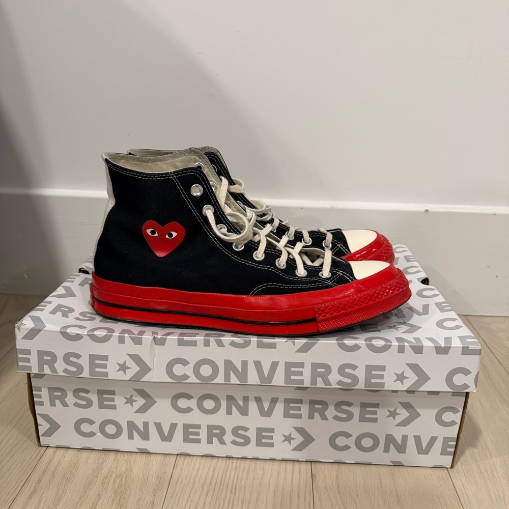 COMME DES GARCONS PLAY Converse Red Sole High Top
